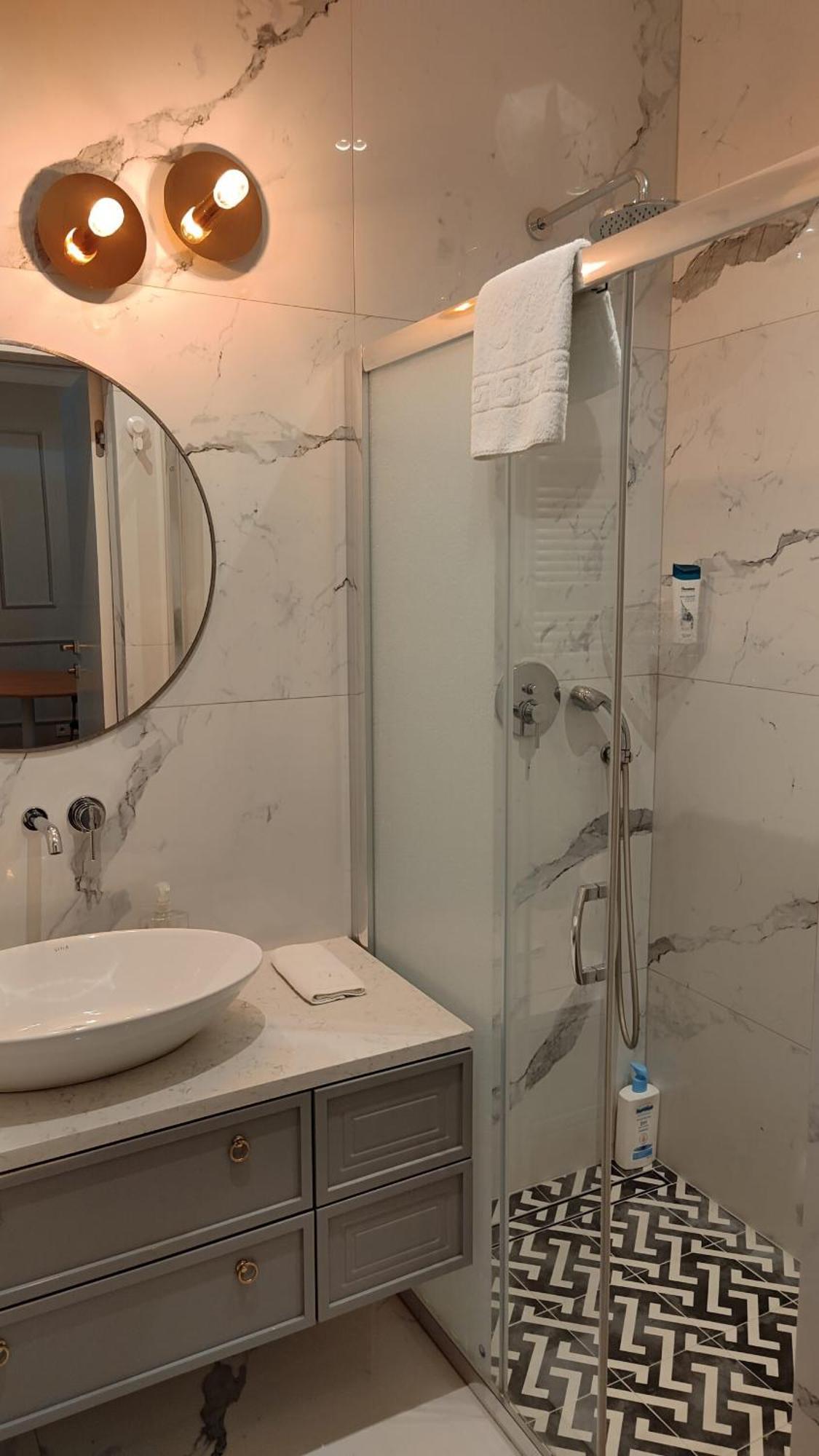 Vipwarsawapartments Sapphire Mennica Apartament *