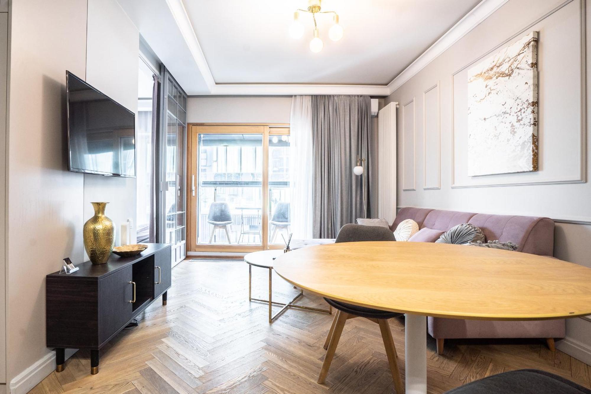 Apartament Vipwarsawapartments Sapphire Mennica